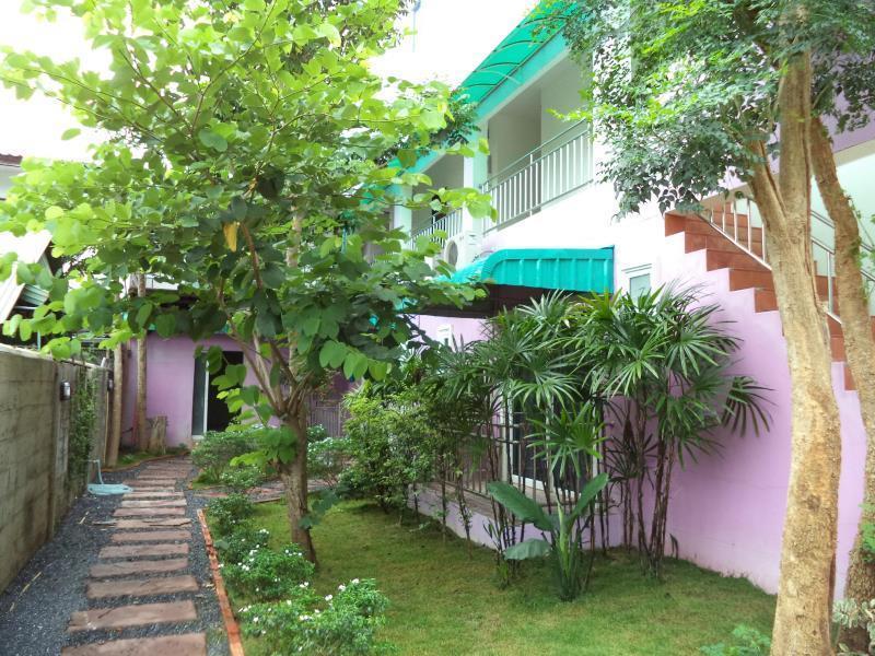 Blanco Room And Apartment Ao Nang Esterno foto
