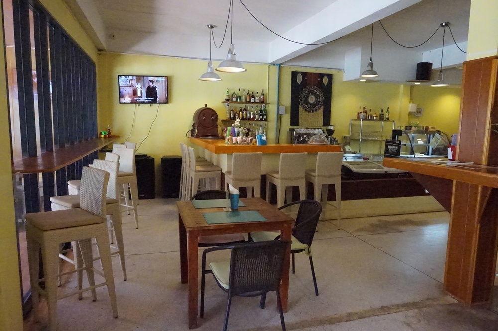 Blanco Room And Apartment Ao Nang Esterno foto