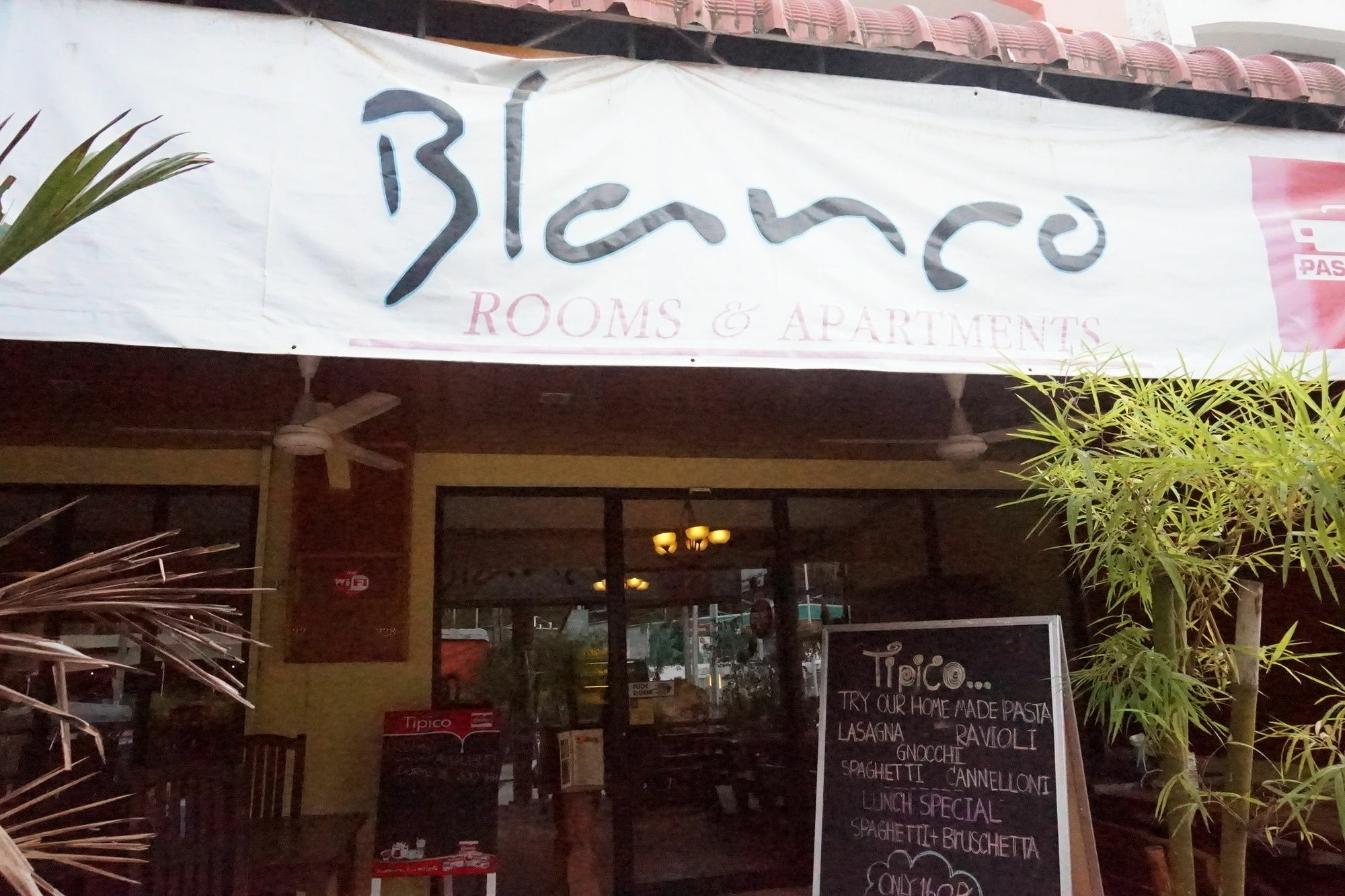 Blanco Room And Apartment Ao Nang Esterno foto
